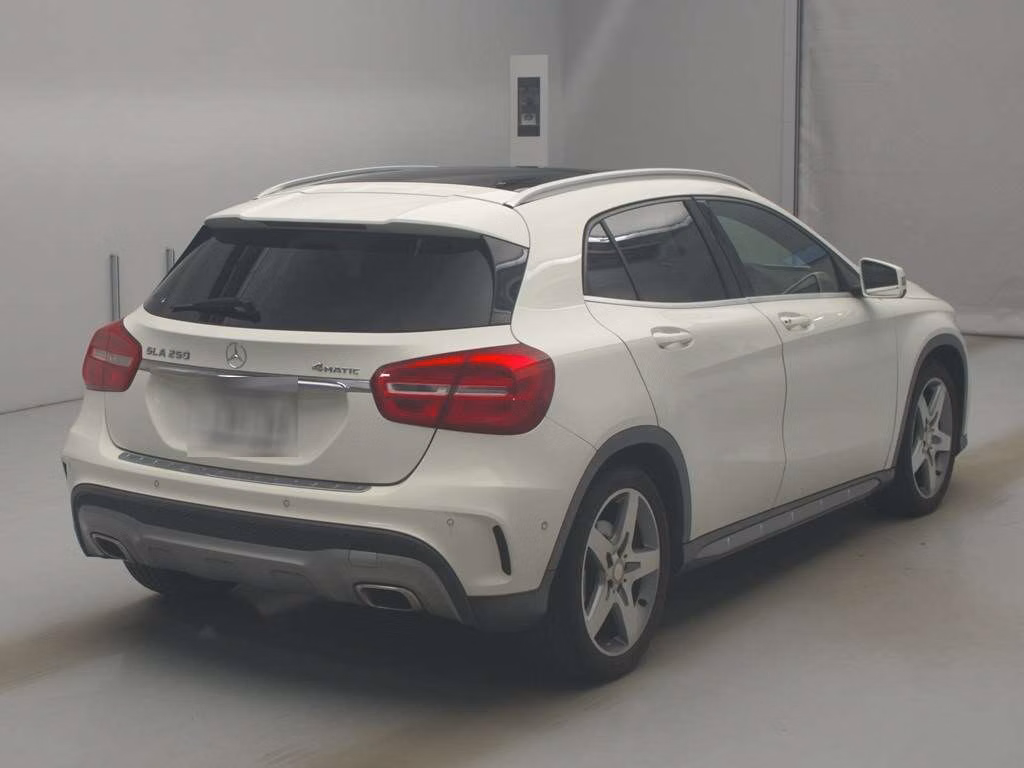 MERCEDES-BENZ GLA-CLASS