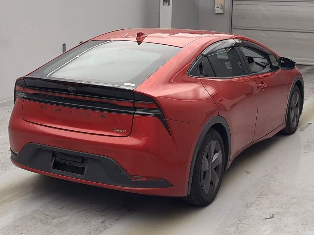 TOYOTA PRIUS