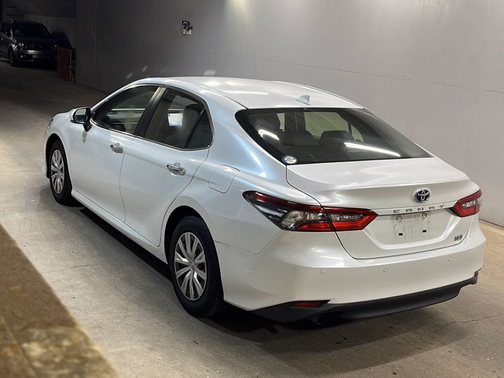 TOYOTA CAMRY