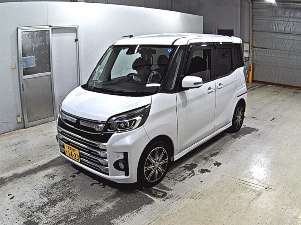 MITSUBISHI EK SPACE