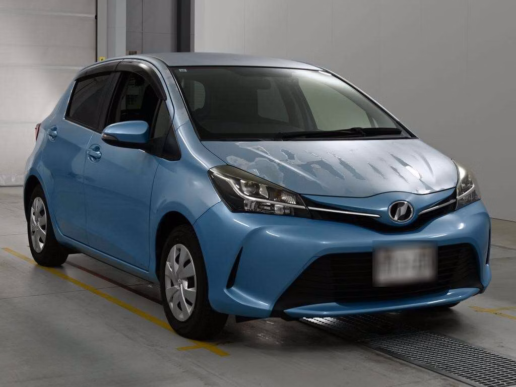 TOYOTA VITZ