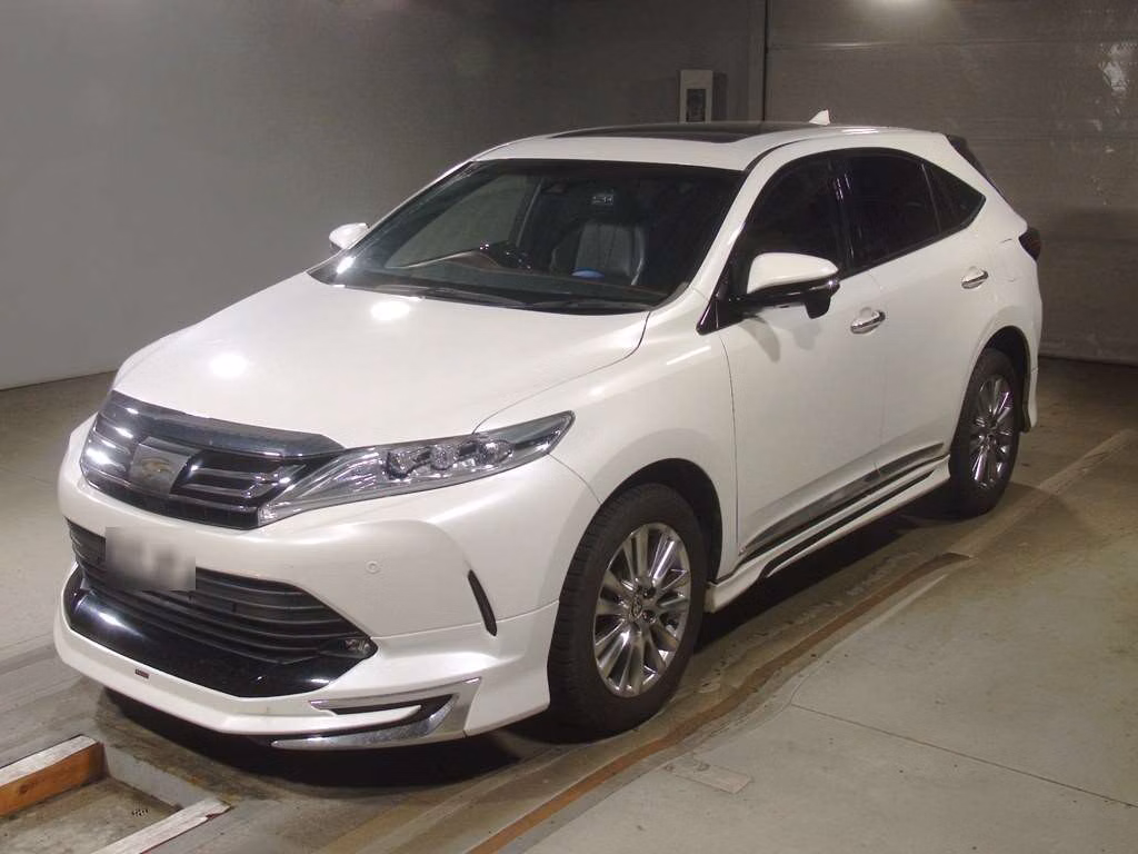 TOYOTA HARRIER