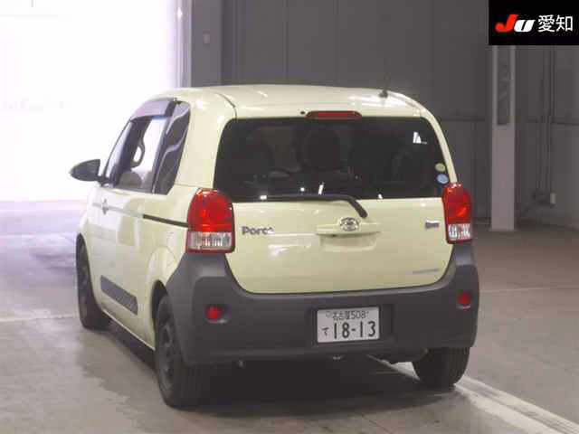TOYOTA PORTE