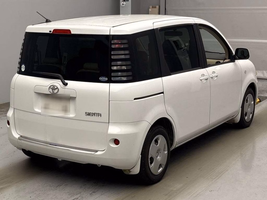 TOYOTA SIENTA