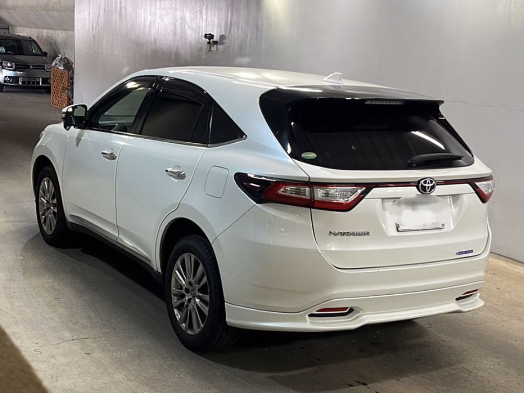 TOYOTA HARRIER