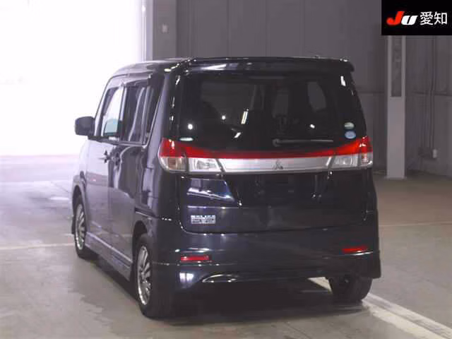 MITSUBISHI DELICA D:2