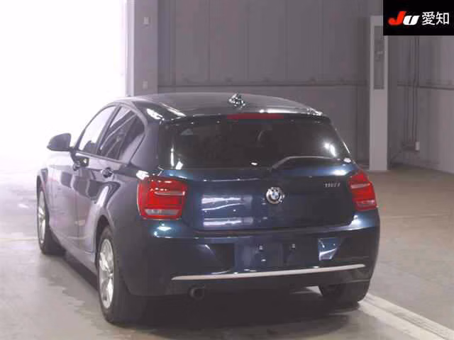 BMW 1-SERIES