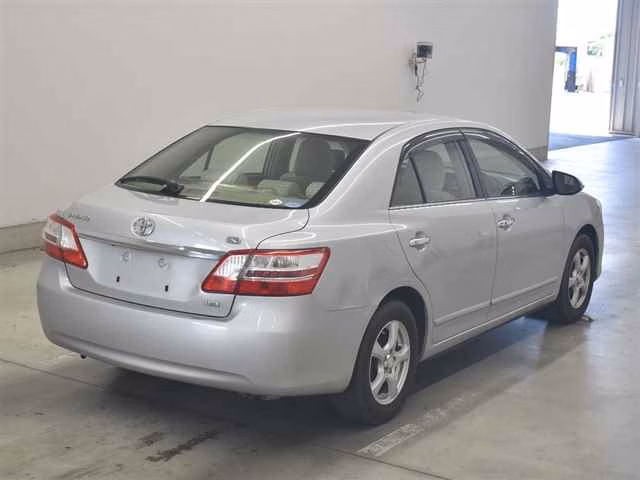 TOYOTA PREMIO