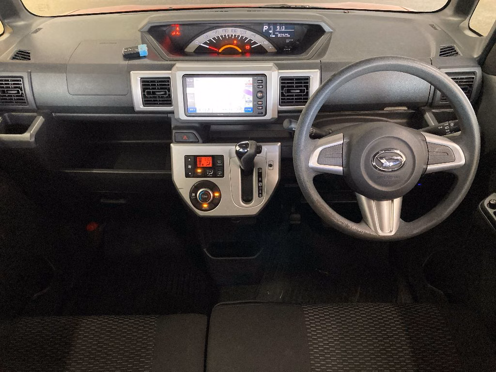 DAIHATSU WAKE