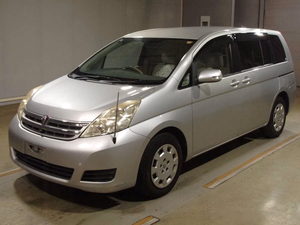 TOYOTA ISIS