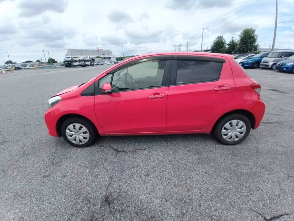 TOYOTA VITZ
