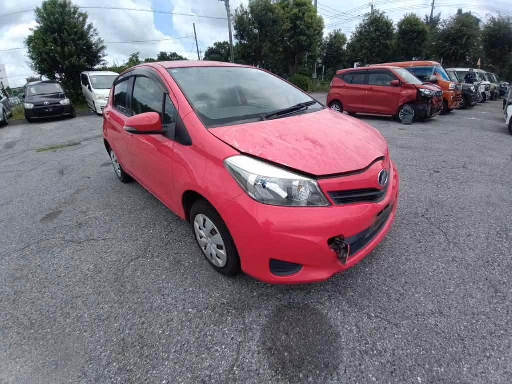 TOYOTA VITZ