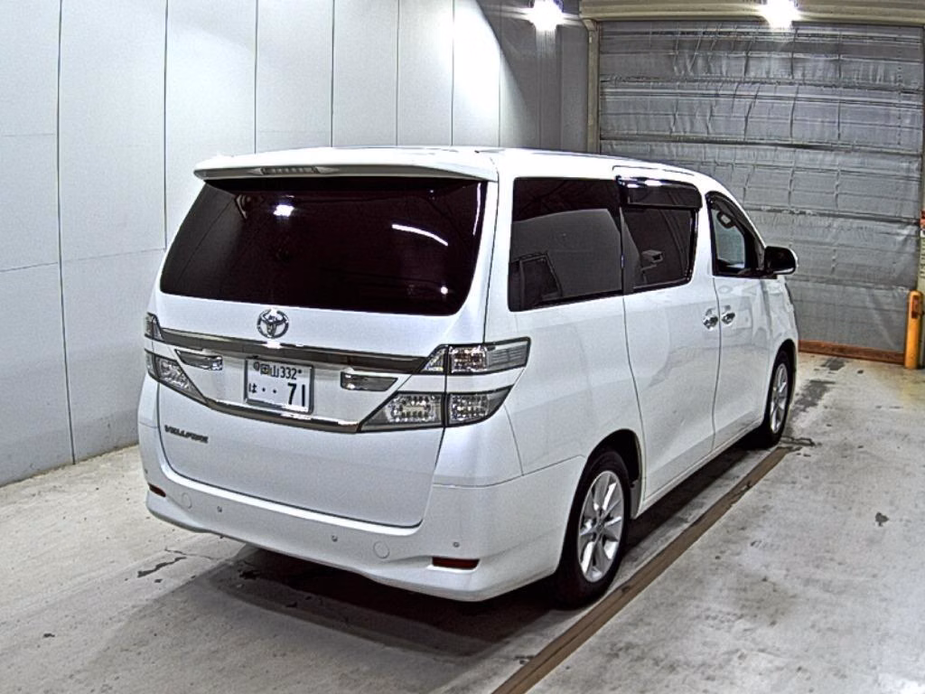 TOYOTA VELLFIRE
