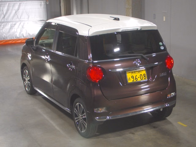 DAIHATSU CAST