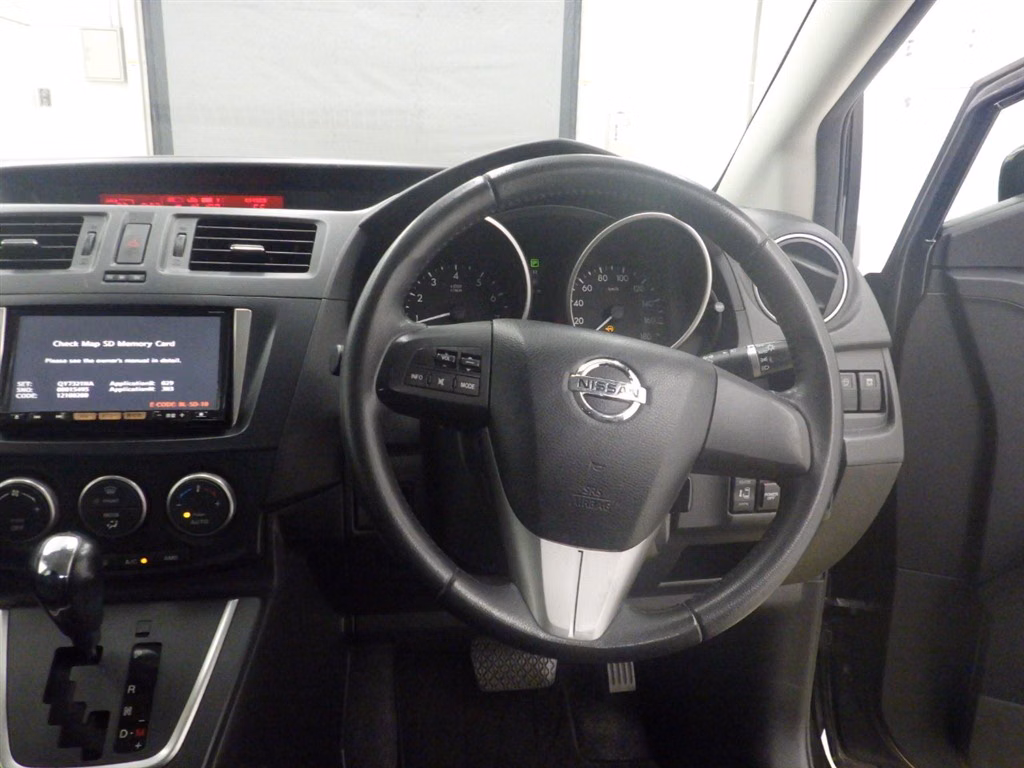 NISSAN LAFESTA