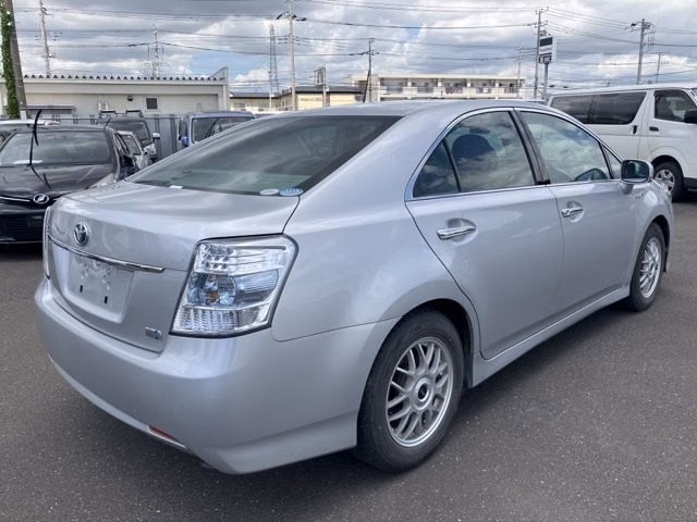 TOYOTA SAI