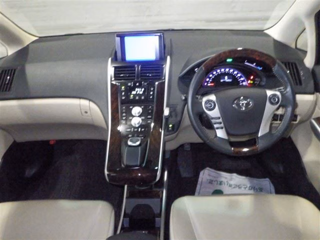 TOYOTA SAI