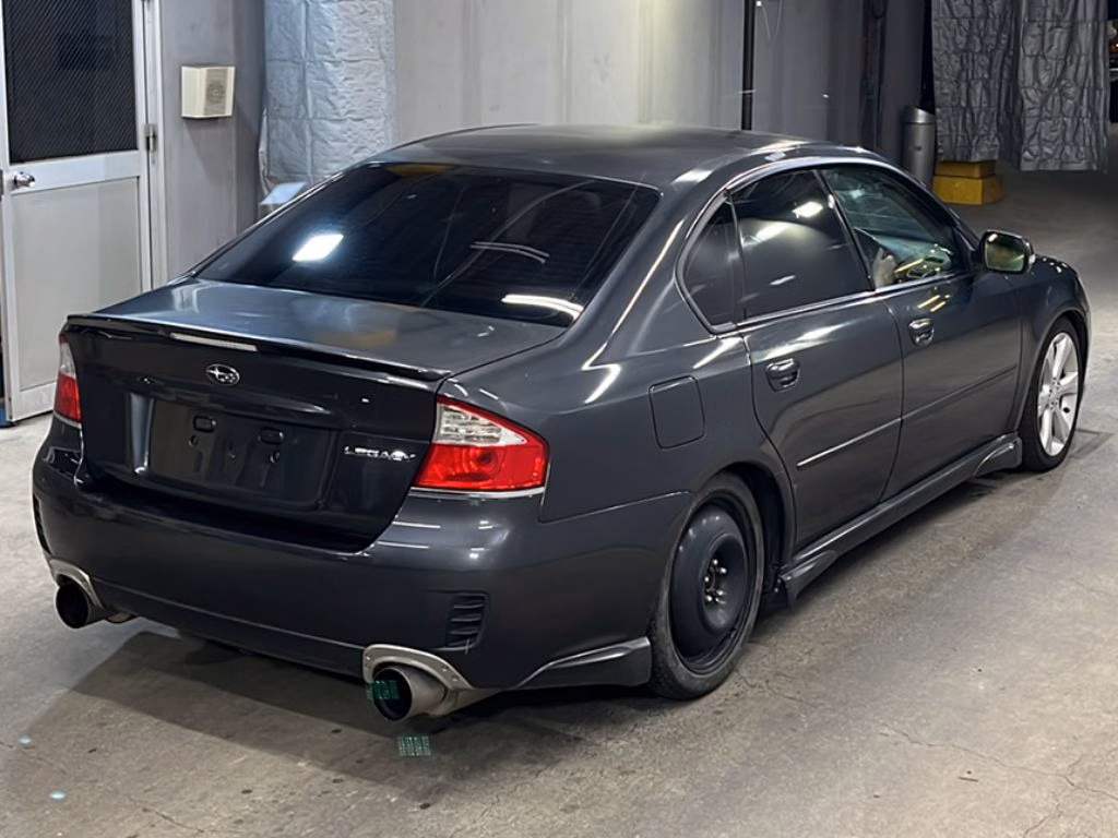 SUBARU LEGACY B4