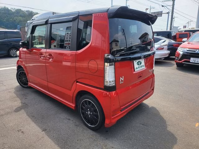 HONDA N-BOX