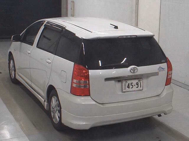 TOYOTA WISH