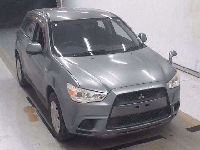 MITSUBISHI RVR