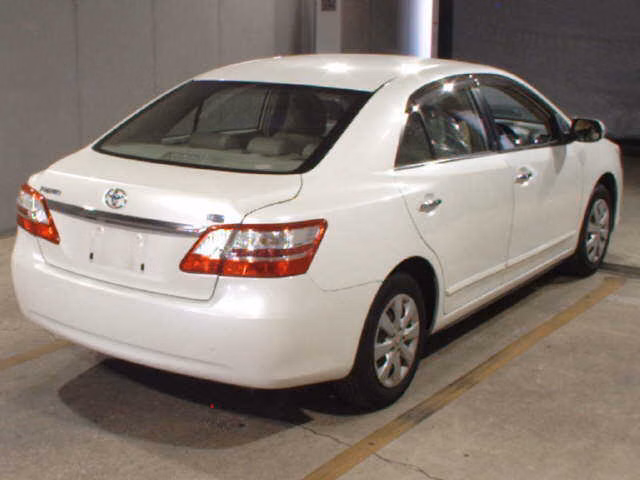 TOYOTA PREMIO