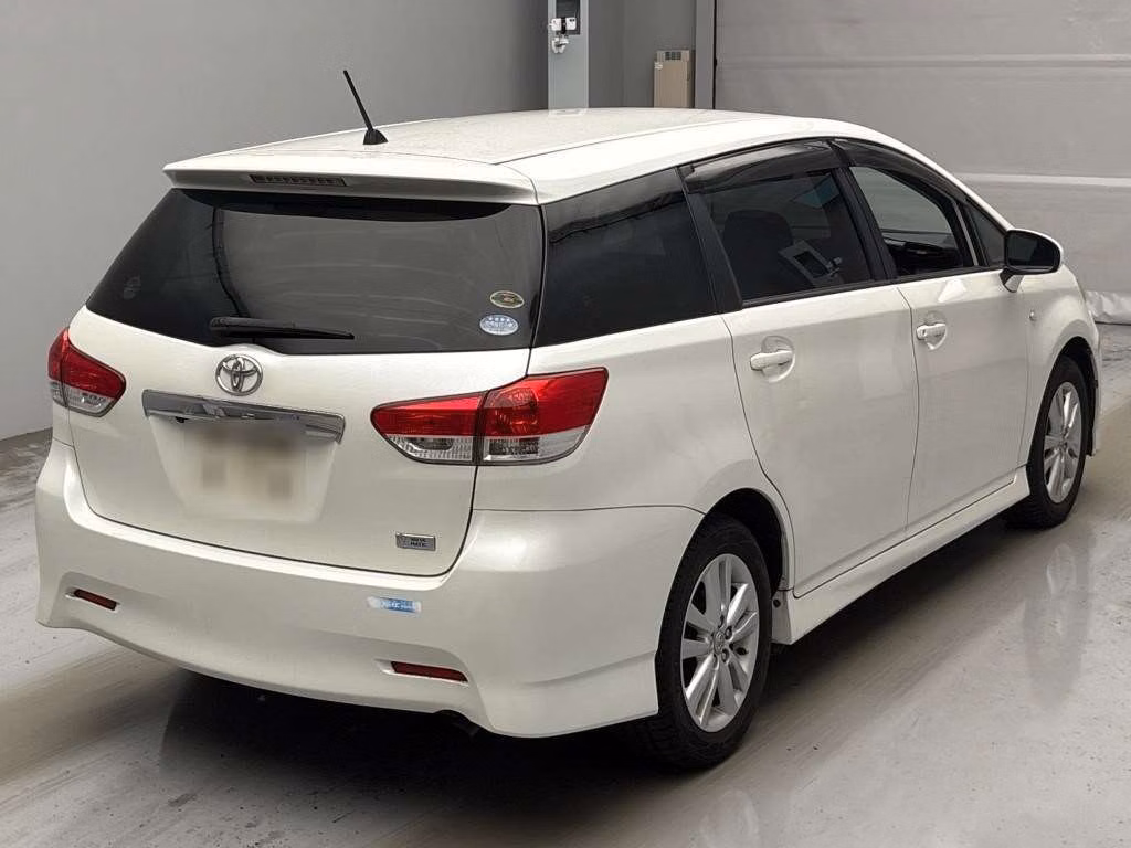 TOYOTA WISH
