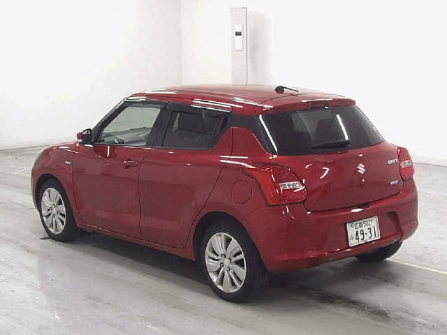 SUZUKI SWIFT