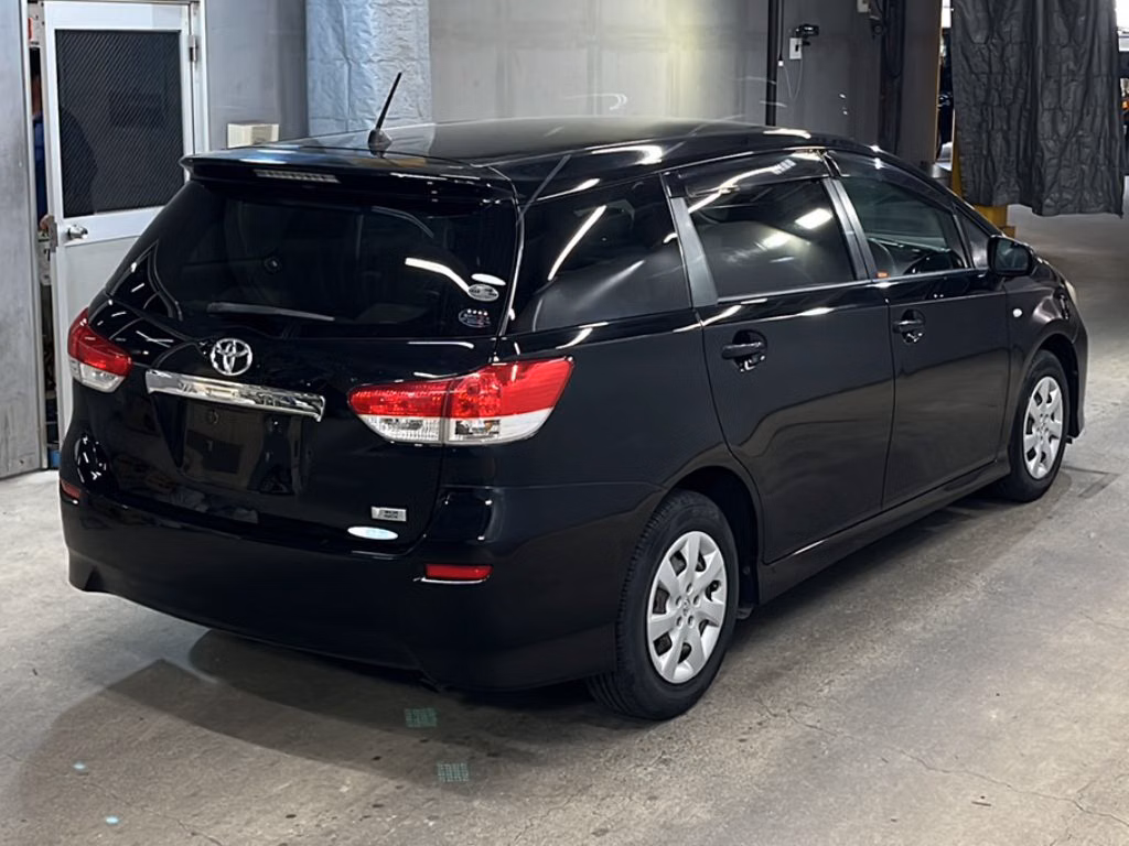TOYOTA WISH