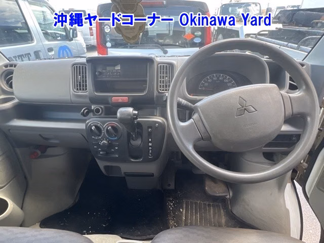 MITSUBISHI MINICAB