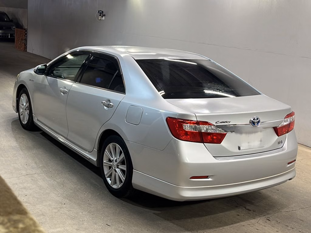 TOYOTA CAMRY