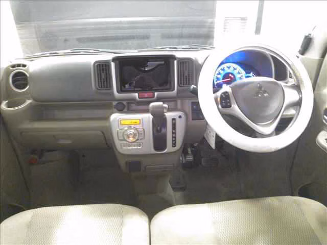 MITSUBISHI TOWN BOX
