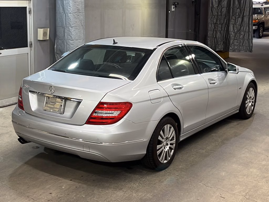 MERCEDES-BENZ C-CLASS