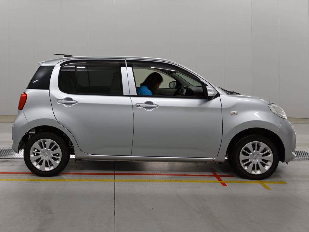 TOYOTA PASSO