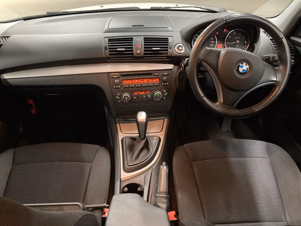 BMW 1-SERIES