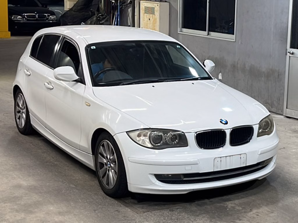 BMW 1-SERIES