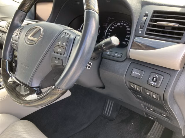 LEXUS LS460