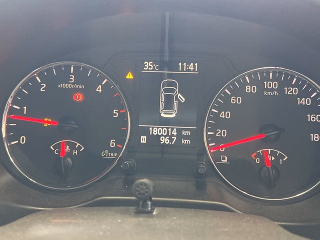 NISSAN X-TRAIL