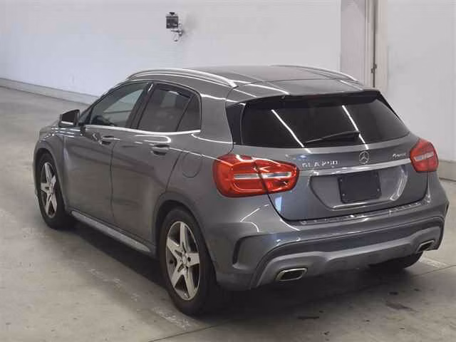 MERCEDES-BENZ GLA-CLASS