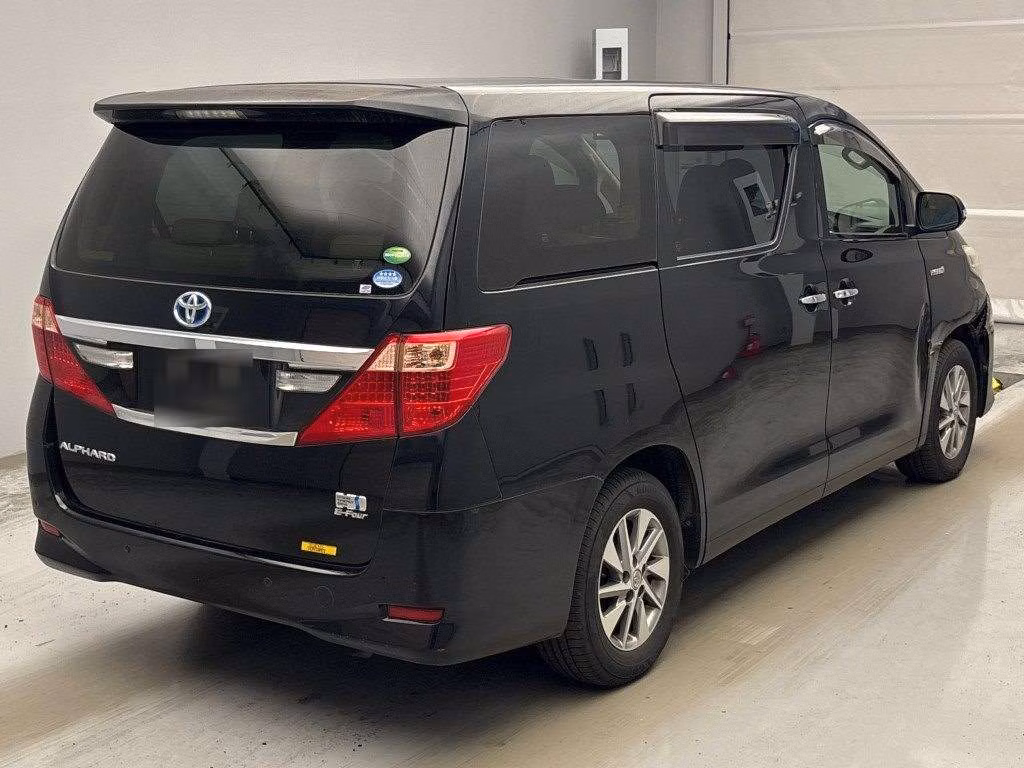 TOYOTA ALPHARD