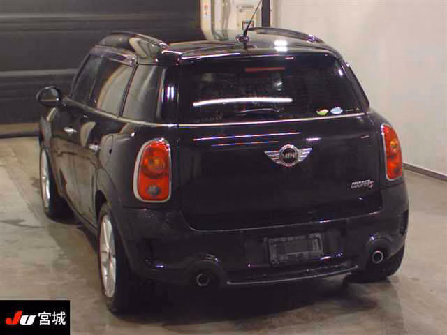 MINI CROSSOVER