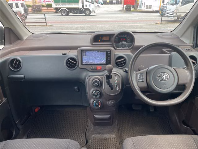 TOYOTA PORTE