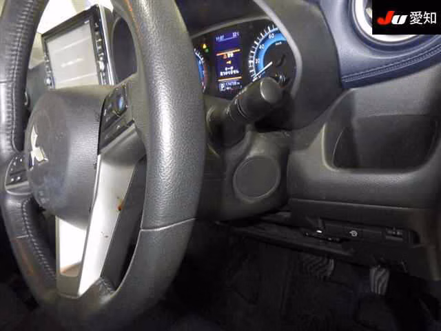 MITSUBISHI EK X