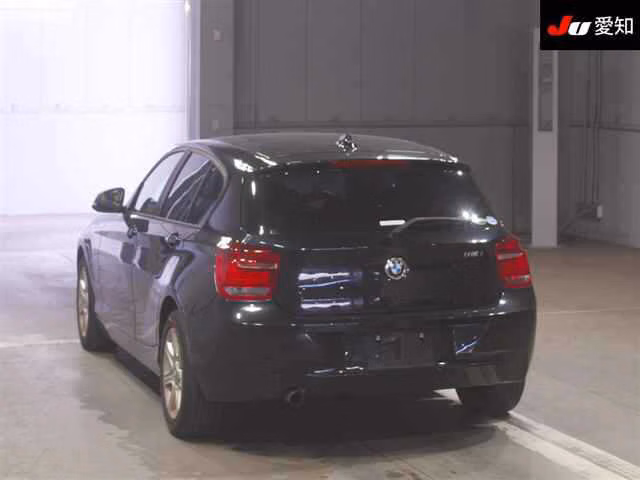 BMW 1-SERIES