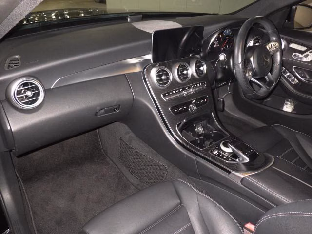 MERCEDES-BENZ C-CLASS
