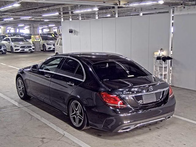 MERCEDES-BENZ C-CLASS