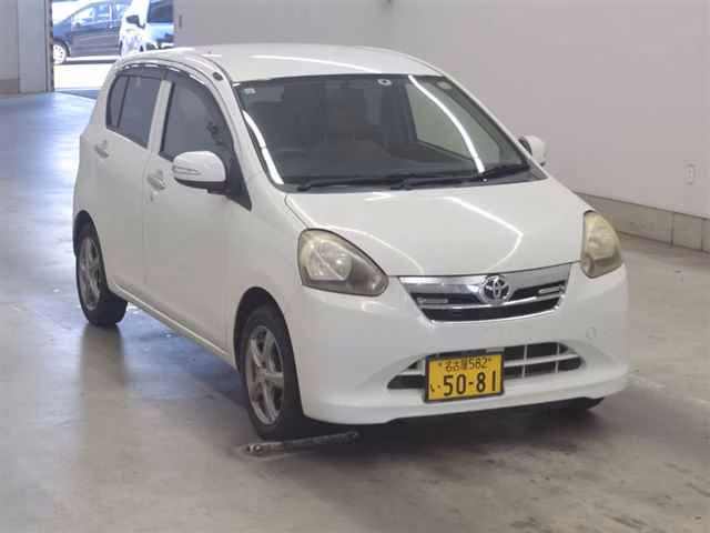 TOYOTA PIXIS EPOCH