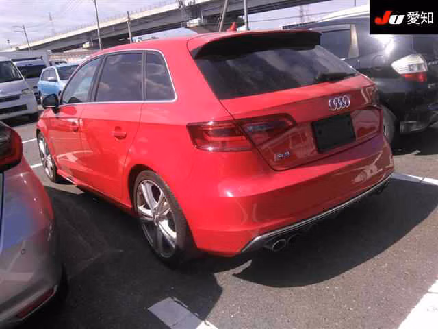 AUDI S3