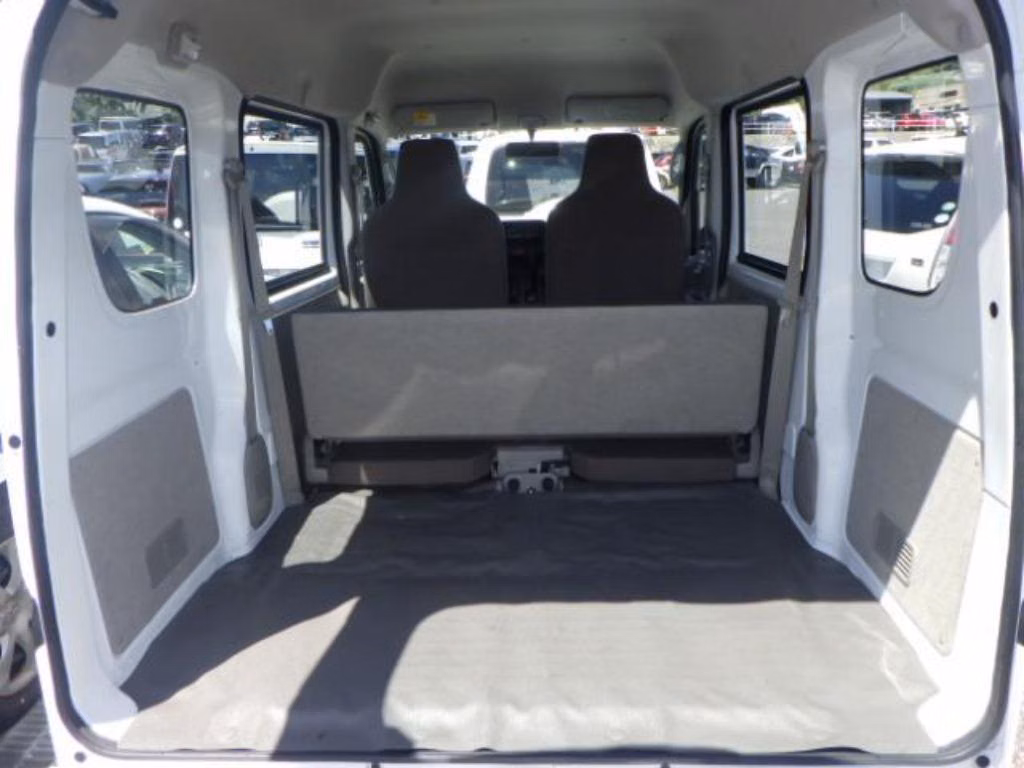 MITSUBISHI MINICAB