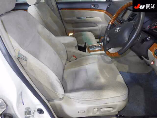 TOYOTA MARK II